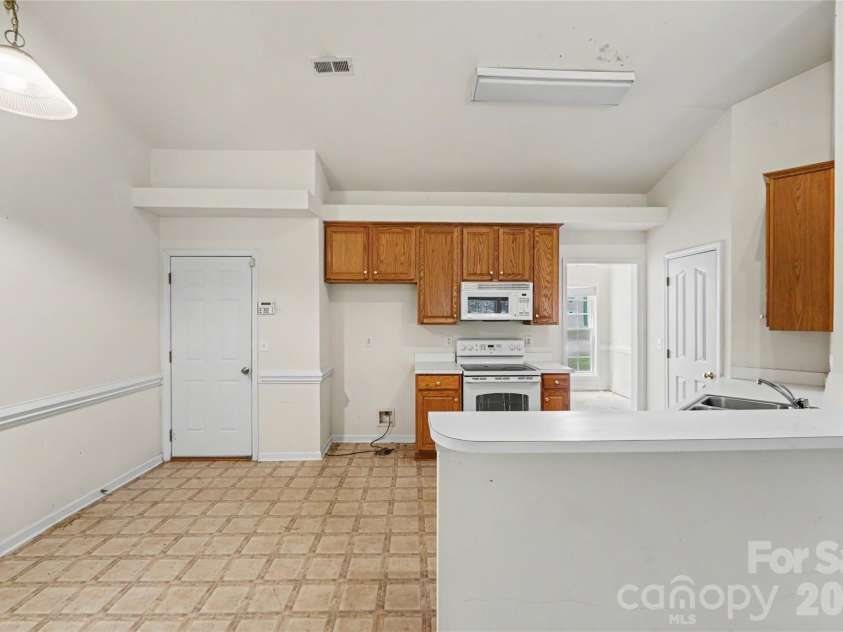 6213 Nevin Road, Charlotte, NC 28262.  MLS# CAR4363288, YatesRealty ID 39124. 
