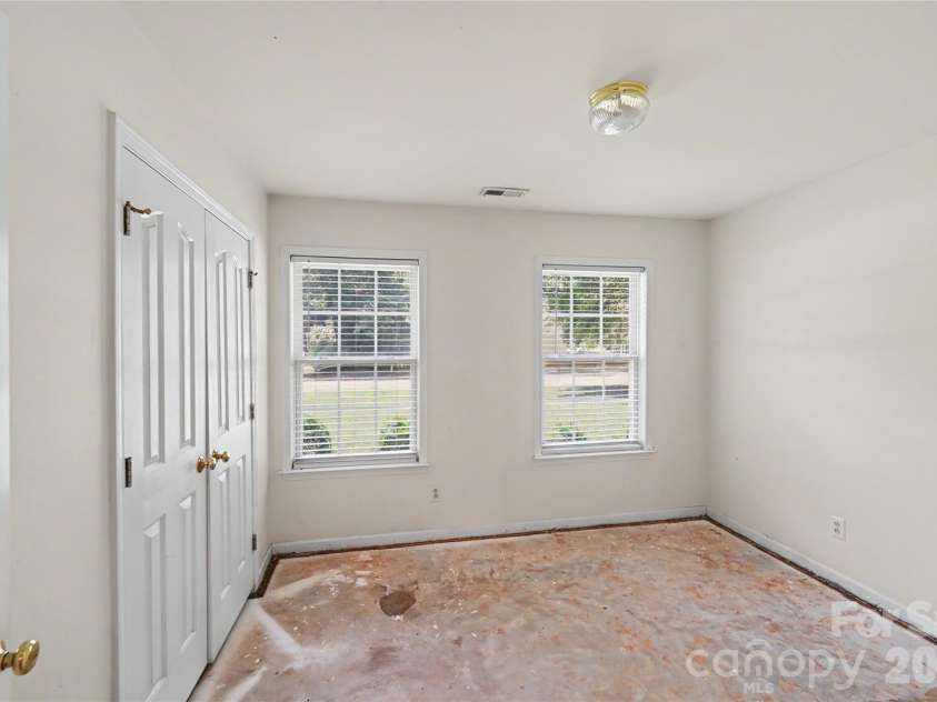 6213 Nevin Road, Charlotte, NC 28262.  MLS# CAR4363288, YatesRealty ID 39124. 