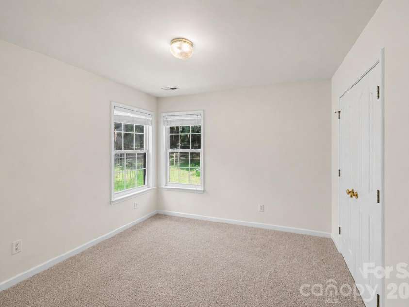 6213 Nevin Road, Charlotte, NC 28262.  MLS# CAR4363288, YatesRealty ID 39124. 