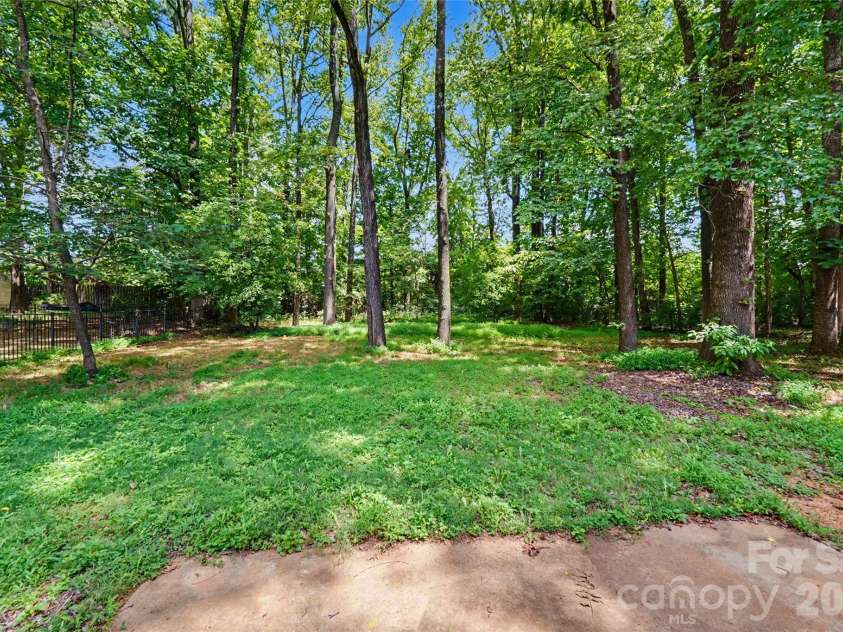 6213 Nevin Road, Charlotte, NC 28262.  MLS# CAR4363288, YatesRealty ID 39124. 