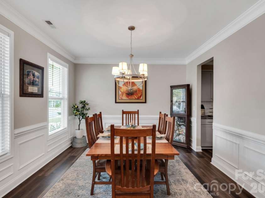 2009 Burton Point Court, Waxhaw, NC 28173.  MLS# CAR4354628, YatesRealty ID 39125. 
