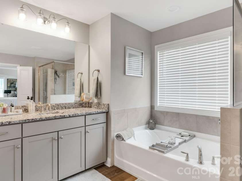 2009 Burton Point Court, Waxhaw, NC 28173.  MLS# CAR4354628, YatesRealty ID 39125. 