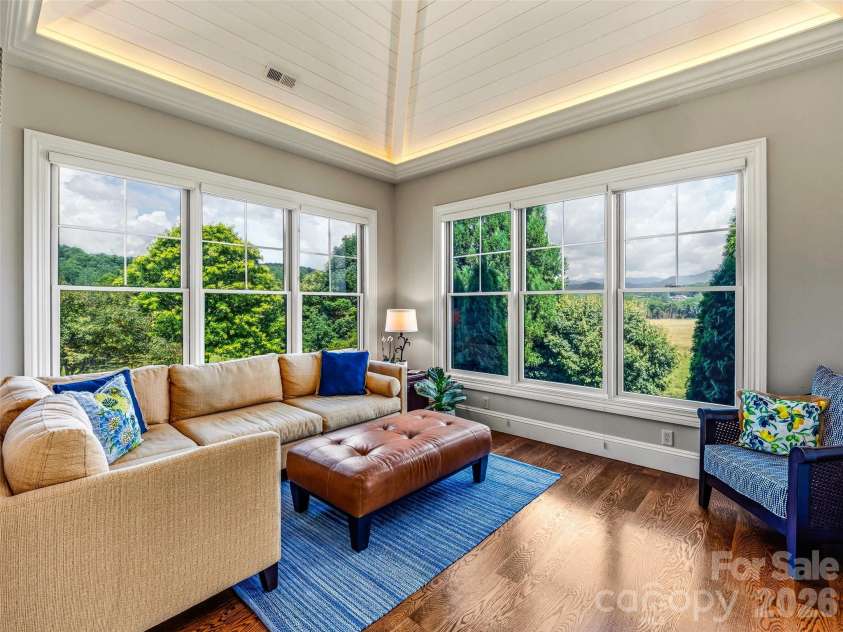 280 Walnut Hollow Road, Brevard, NC 28712.  MLS# CAR4404211, YatesRealty ID 39128. 
