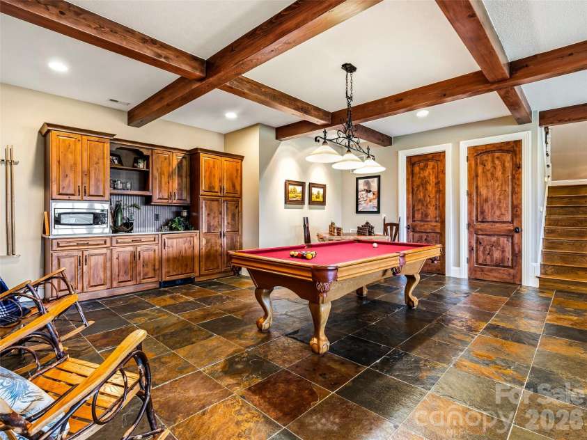280 Walnut Hollow Road, Brevard, NC 28712.  MLS# CAR4404211, YatesRealty ID 39128. 
