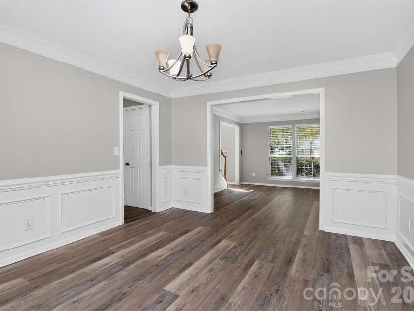 6102 Tesh Court, Charlotte, NC 28269.  MLS# CAR4400291, YatesRealty ID 39129. 