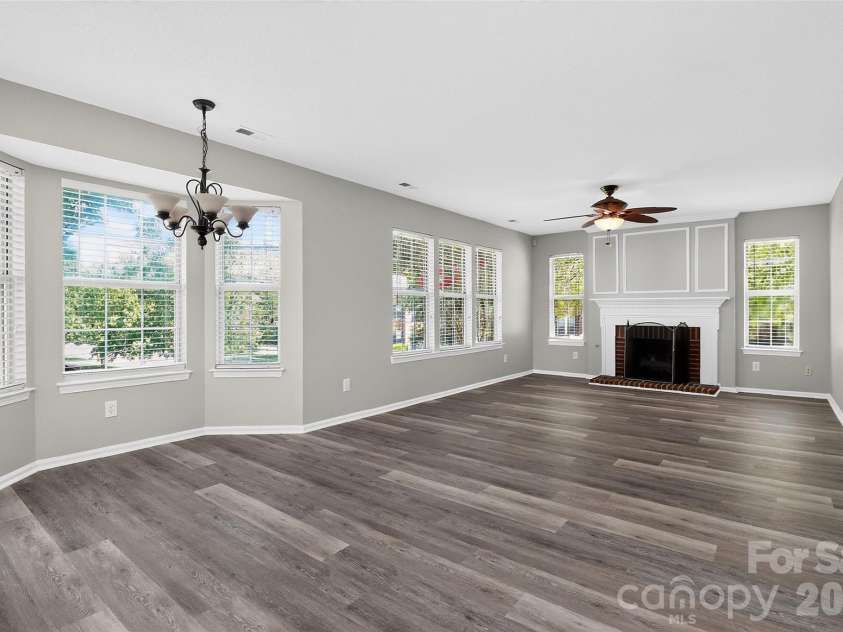6102 Tesh Court, Charlotte, NC 28269.  MLS# CAR4400291, YatesRealty ID 39129. 