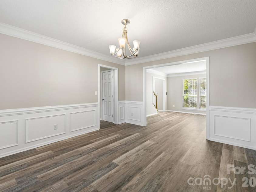 6102 Tesh Court, Charlotte, NC 28269.  MLS# CAR4400291, YatesRealty ID 39129. 