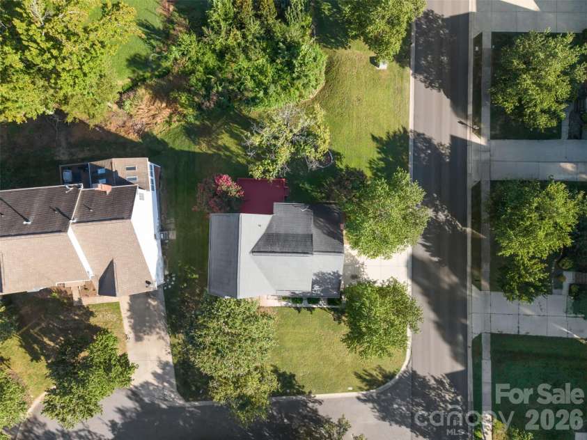 6102 Tesh Court, Charlotte, NC 28269.  MLS# CAR4400291, YatesRealty ID 39129. 