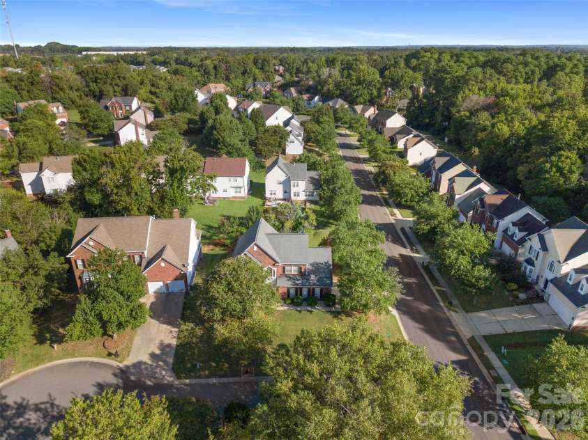 6102 Tesh Court, Charlotte, NC 28269.  MLS# CAR4400291, YatesRealty ID 39129. 