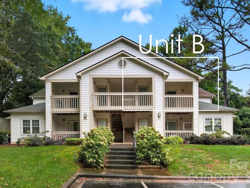 1051-B Churchill Downs Court, Charlotte, NC 28211.  MLS# CAR4307878, YatesRealty ID 3913. 