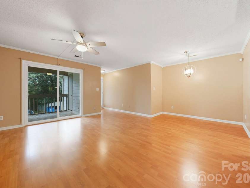 1051-B Churchill Downs Court, Charlotte, NC 28211.  MLS# CAR4307878, YatesRealty ID 3913. 