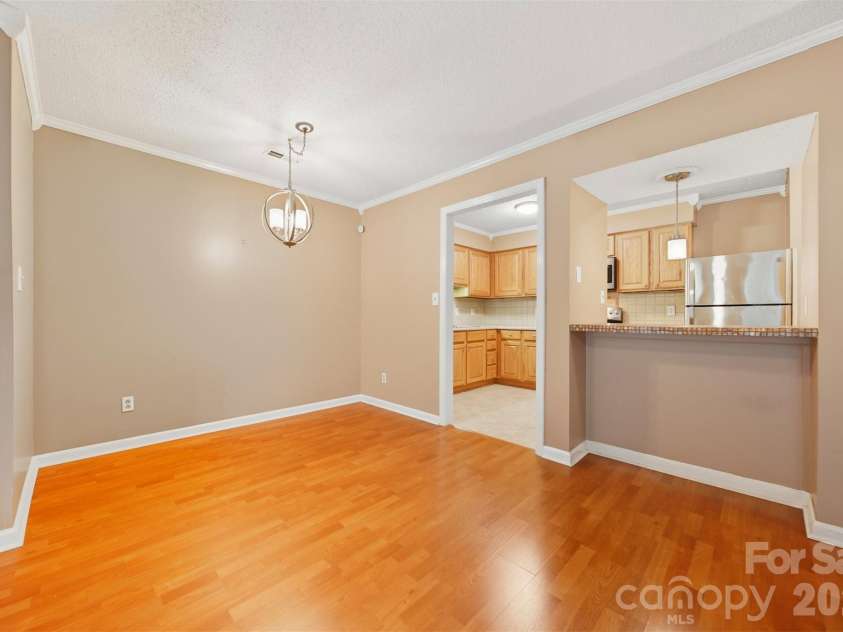 1051-B Churchill Downs Court, Charlotte, NC 28211.  MLS# CAR4307878, YatesRealty ID 3913. 