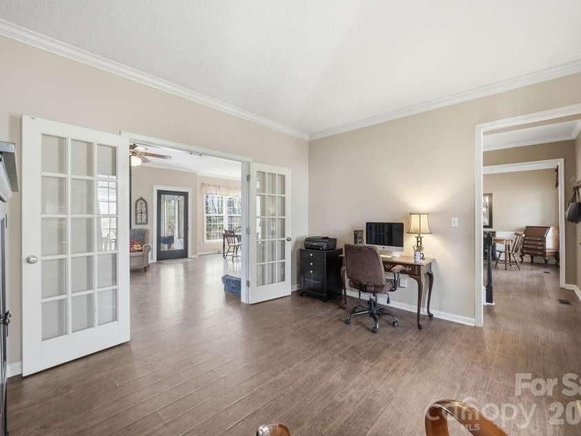 242 Windsor Forest Circle, Fletcher, NC 28732.  MLS# CAR4354358, YatesRealty ID 3913. 