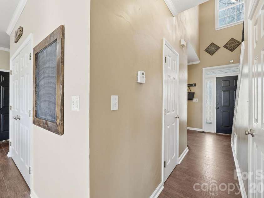 242 Windsor Forest Circle, Fletcher, NC 28732.  MLS# CAR4354358, YatesRealty ID 3913. 