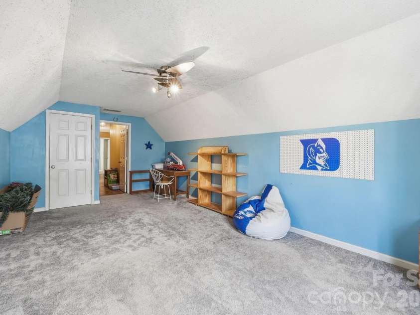242 Windsor Forest Circle, Fletcher, NC 28732.  MLS# CAR4354358, YatesRealty ID 3913. 