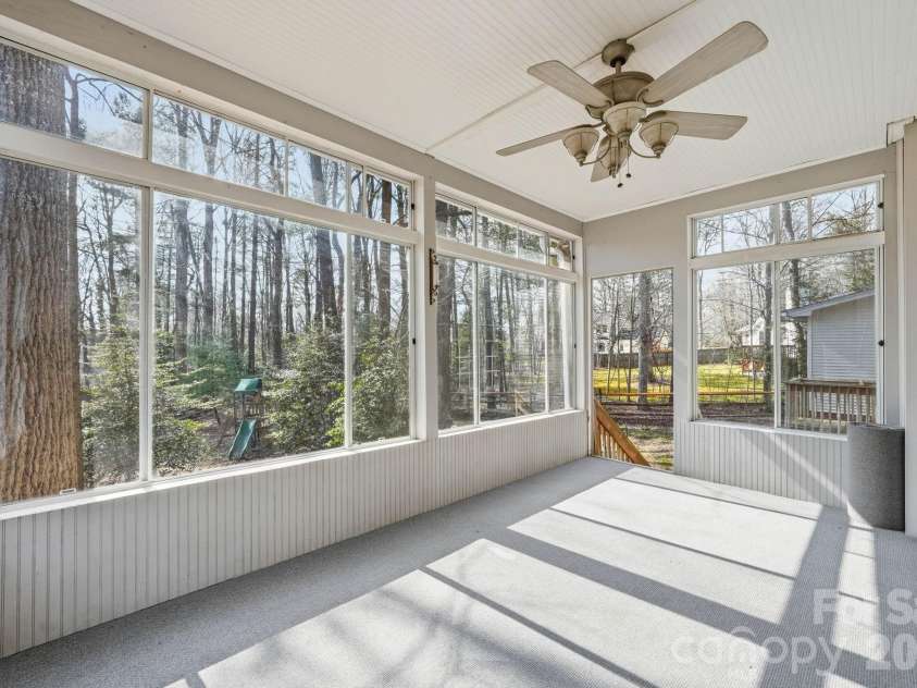 242 Windsor Forest Circle, Fletcher, NC 28732.  MLS# CAR4354358, YatesRealty ID 3913. 