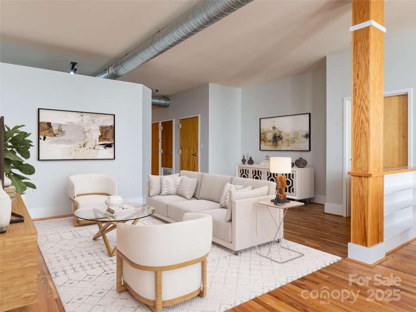 32 Broadway Street, Asheville, NC 28801.  MLS# CAR4198557, YatesRealty ID 3913. Digitally Staged