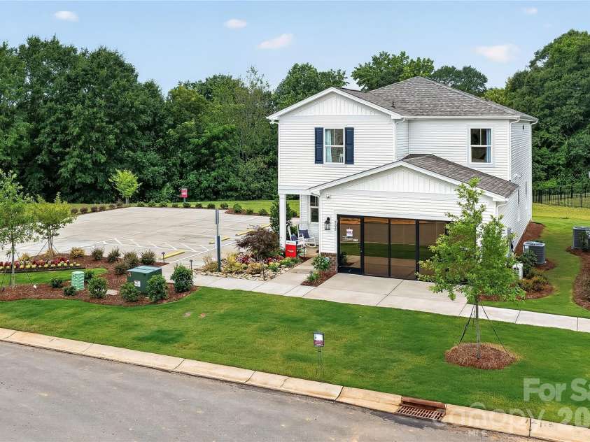 407 Silver Birch Court, Shelby, NC 28152.  MLS# CAR4381973, YatesRealty ID 39130. Fincastle Glen Community