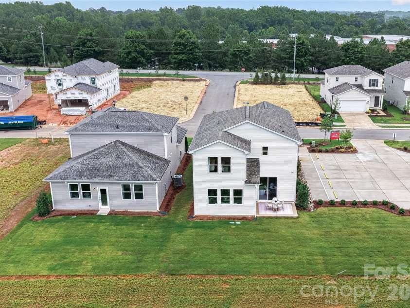407 Silver Birch Court, Shelby, NC 28152.  MLS# CAR4381973, YatesRealty ID 39130. Fincastle Glen Community