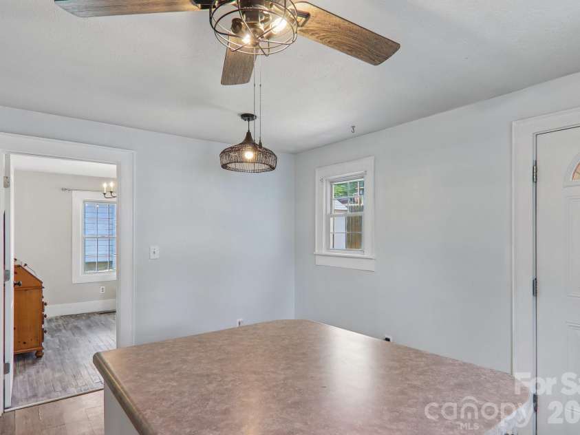 120 Caring Place Loop, Clyde, NC 28721.  MLS# CAR4398662, YatesRealty ID 39133. 