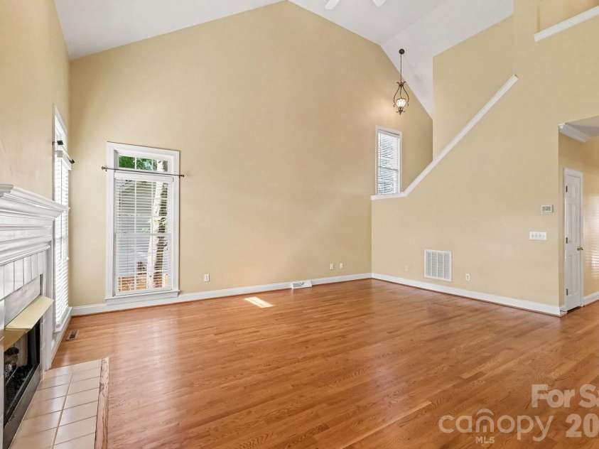 4003 Country Oaks Drive, Waxhaw, NC 28173.  MLS# CAR4406333, YatesRealty ID 39134. 