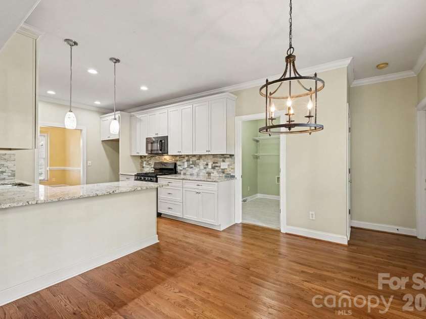 4003 Country Oaks Drive, Waxhaw, NC 28173.  MLS# CAR4406333, YatesRealty ID 39134. 