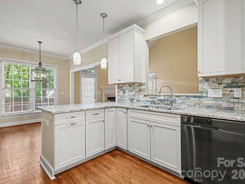 4003 Country Oaks Drive, Waxhaw, NC 28173.  MLS# CAR4406333, YatesRealty ID 39134. 