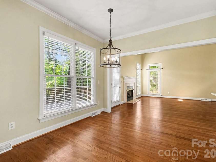 4003 Country Oaks Drive, Waxhaw, NC 28173.  MLS# CAR4406333, YatesRealty ID 39134. 