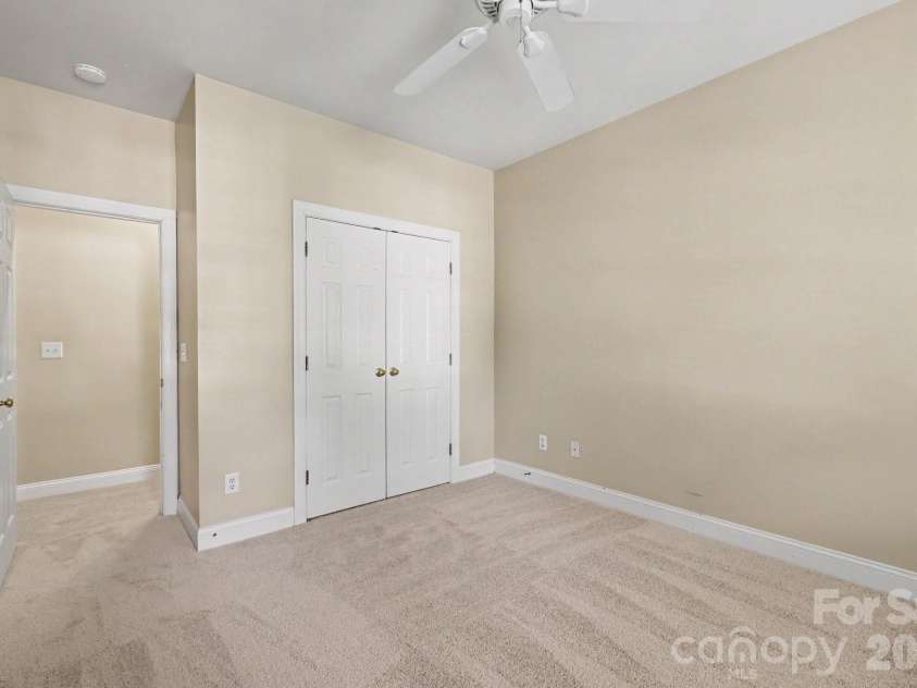 4003 Country Oaks Drive, Waxhaw, NC 28173.  MLS# CAR4406333, YatesRealty ID 39134. 