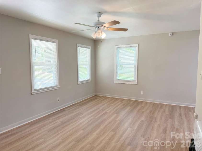 448 Byars Street, Rock Hill, SC 29730.  MLS# CAR4387289, YatesRealty ID 39135. 