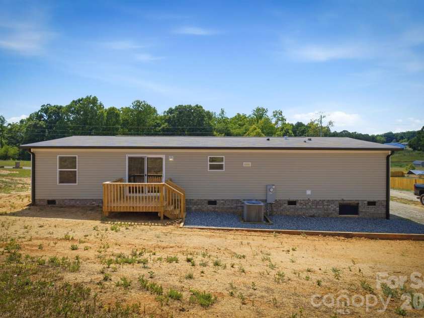 1862 Mesa Drive, Vale, NC 28168.  MLS# CAR4405965, YatesRealty ID 39136. 