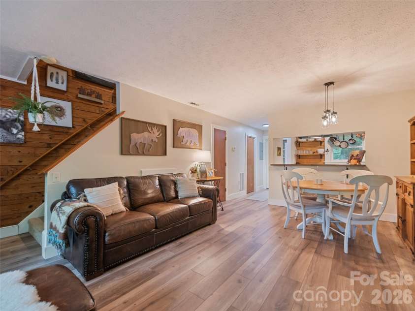 30 Katydid Lane, Maggie Valley, NC 28751.  MLS# CAR4405345, YatesRealty ID 39138. 
