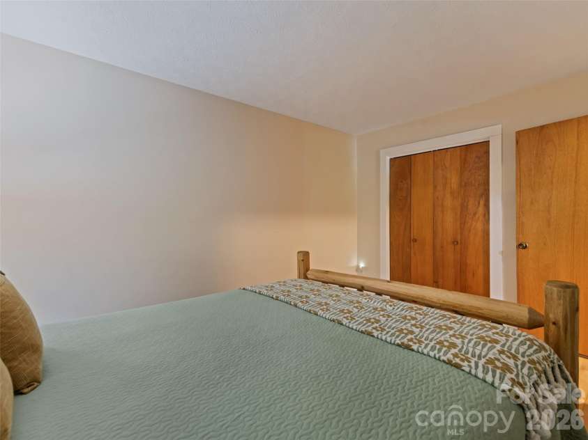 30 Katydid Lane, Maggie Valley, NC 28751.  MLS# CAR4405345, YatesRealty ID 39138. 