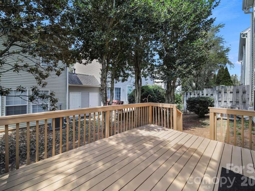 11719 Woodmere Trace Drive, Charlotte, NC 28277.  MLS# CAR4406102, YatesRealty ID 39139. Deck