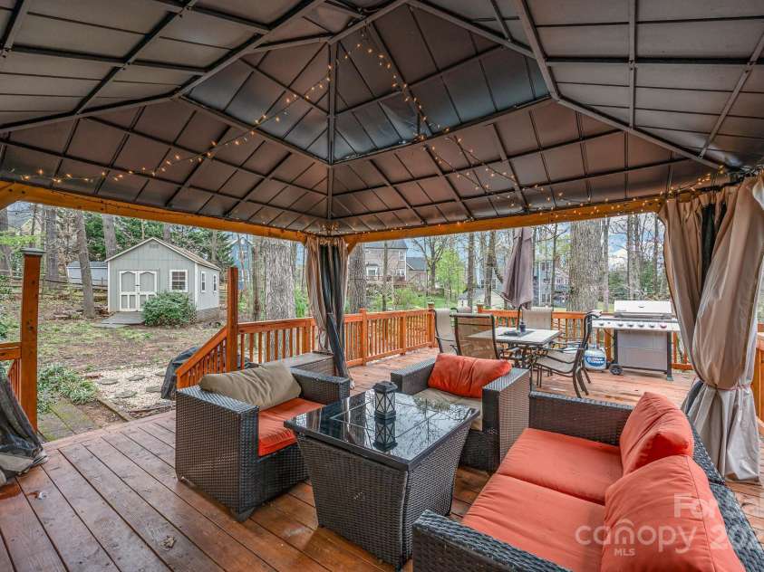 3400 Thistle Bloom Court, Charlotte, NC 28269.  MLS# CAR4231116, YatesRealty ID 3914. 