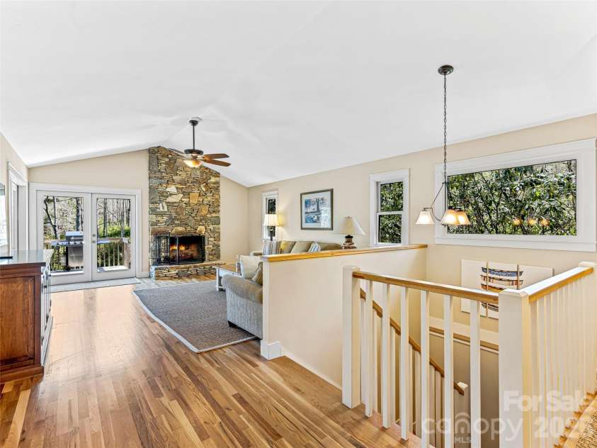46 Kassahola Drive, Brevard, NC 28712.  MLS# CAR4350504, YatesRealty ID 3914. 