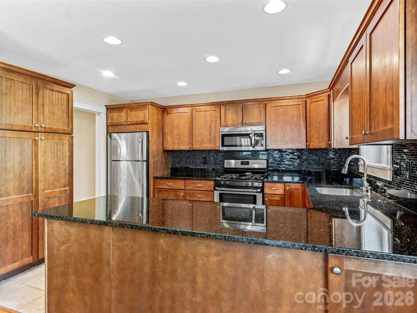 46 Kassahola Drive, Brevard, NC 28712.  MLS# CAR4350504, YatesRealty ID 3914. 