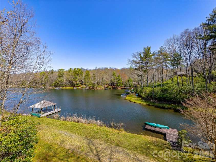 46 Kassahola Drive, Brevard, NC 28712.  MLS# CAR4350504, YatesRealty ID 3914. 