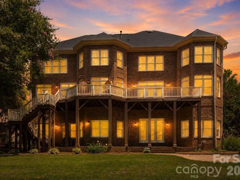 14407 Brick Church Court, Charlotte, NC 28277.  MLS# CAR4404784, YatesRealty ID 39141. 