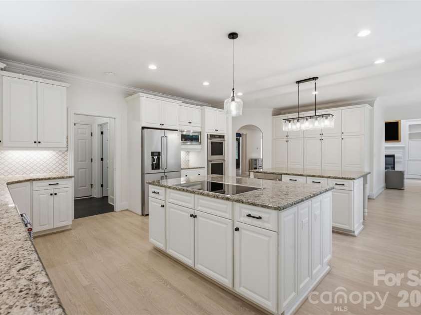14407 Brick Church Court, Charlotte, NC 28277.  MLS# CAR4404784, YatesRealty ID 39141. 