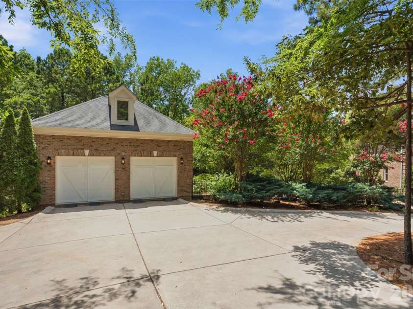 14407 Brick Church Court, Charlotte, NC 28277.  MLS# CAR4404784, YatesRealty ID 39141. 