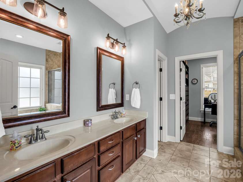 722 Cedar Hill Drive, Shelby, NC 28152.  MLS# CAR4401506, YatesRealty ID 39145. 