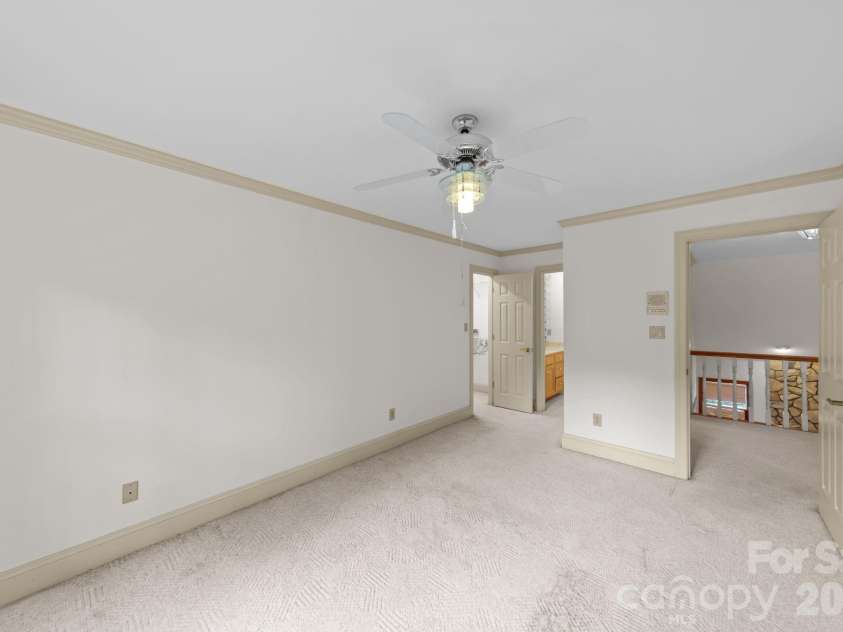 5215 Silchester Lane, Charlotte, NC 28215.  MLS# CAR4361255, YatesRealty ID 39146. 