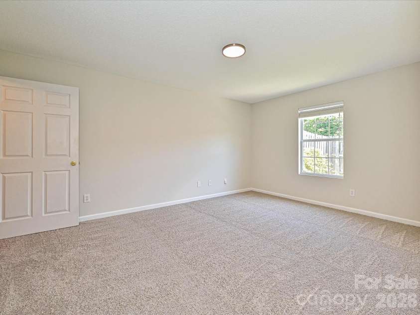 2013 Pin Oak Place, Cramerton, NC 28032.  MLS# CAR4404969, YatesRealty ID 39147. Primary Bedroom
