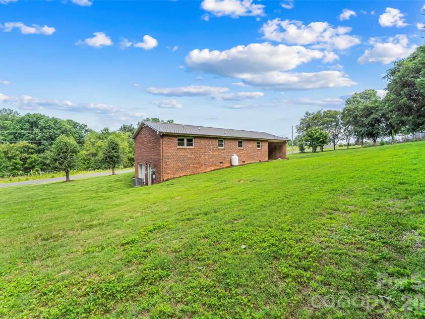 3695 Bradley Road, Morganton, NC 28655.  MLS# CAR4396360, YatesRealty ID 39148. 