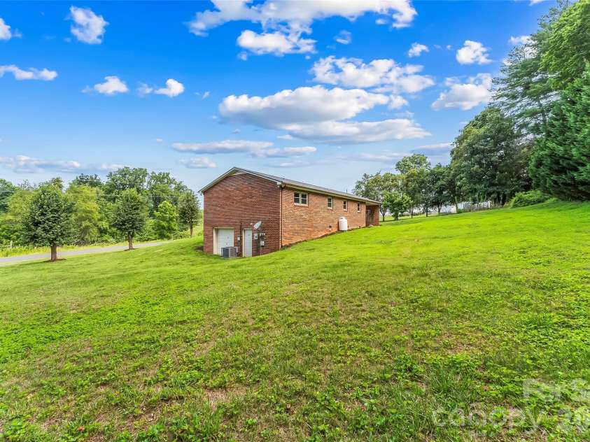 3695 Bradley Road, Morganton, NC 28655.  MLS# CAR4396360, YatesRealty ID 39148. 