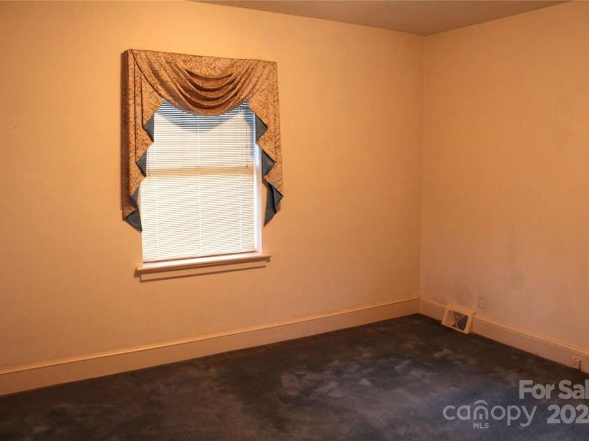 123 Stonewall Street, Albemarle, NC 28001.  MLS# CAR4192532, YatesRealty ID 3915. 