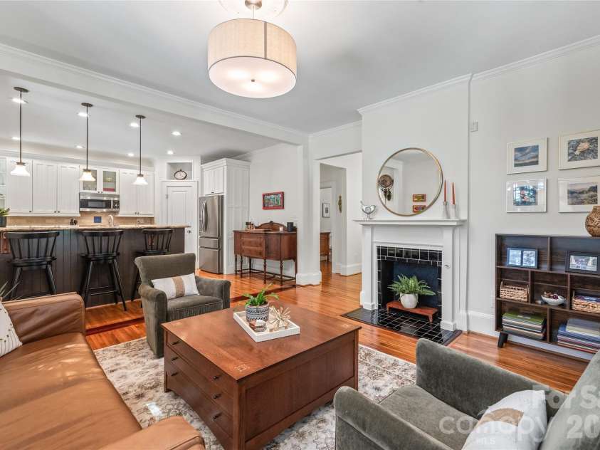 1822 Hall Avenue, Charlotte, NC 28205.  MLS# CAR4351357, YatesRealty ID 3915. 