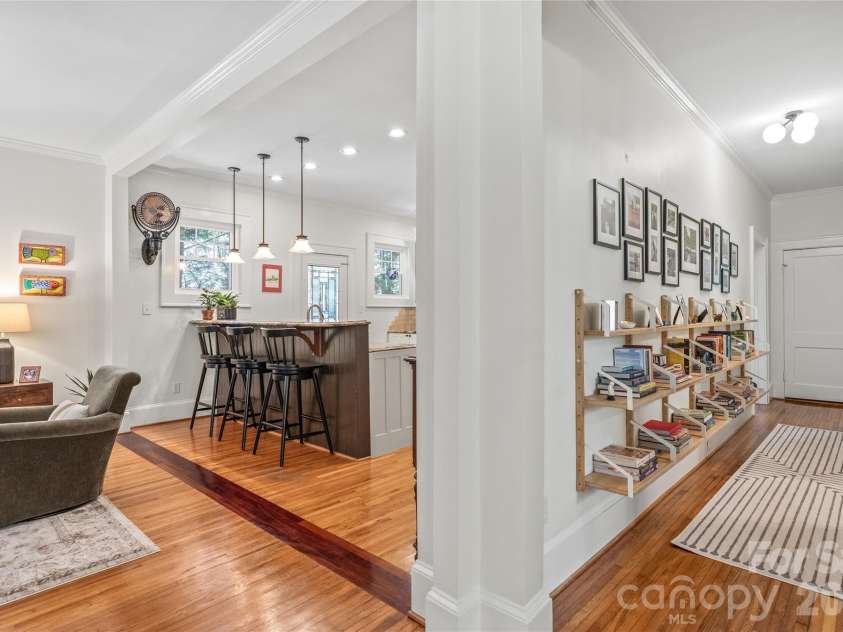 1822 Hall Avenue, Charlotte, NC 28205.  MLS# CAR4351357, YatesRealty ID 3915. 