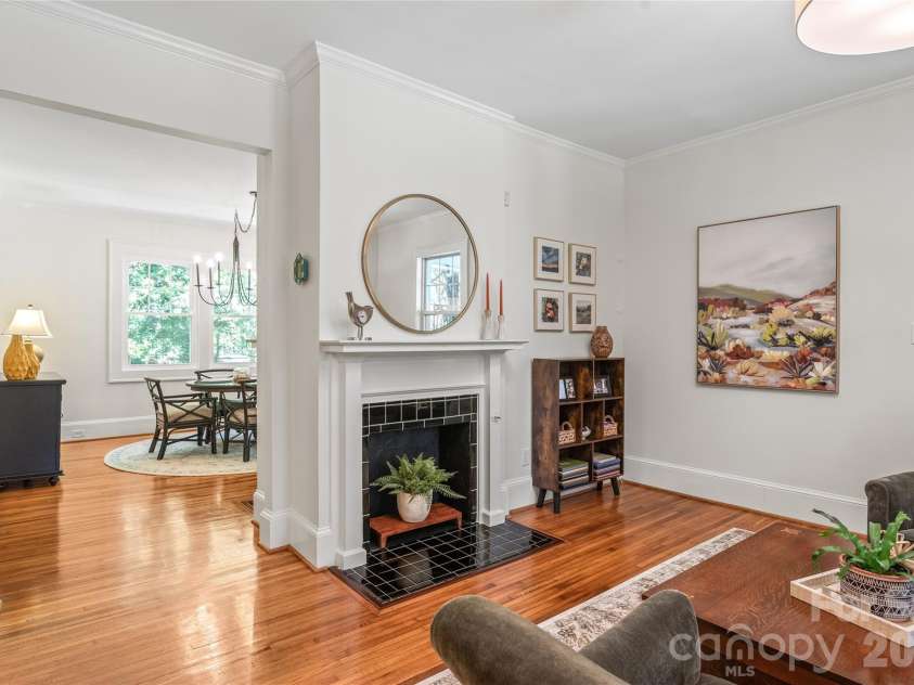 1822 Hall Avenue, Charlotte, NC 28205.  MLS# CAR4351357, YatesRealty ID 3915. 